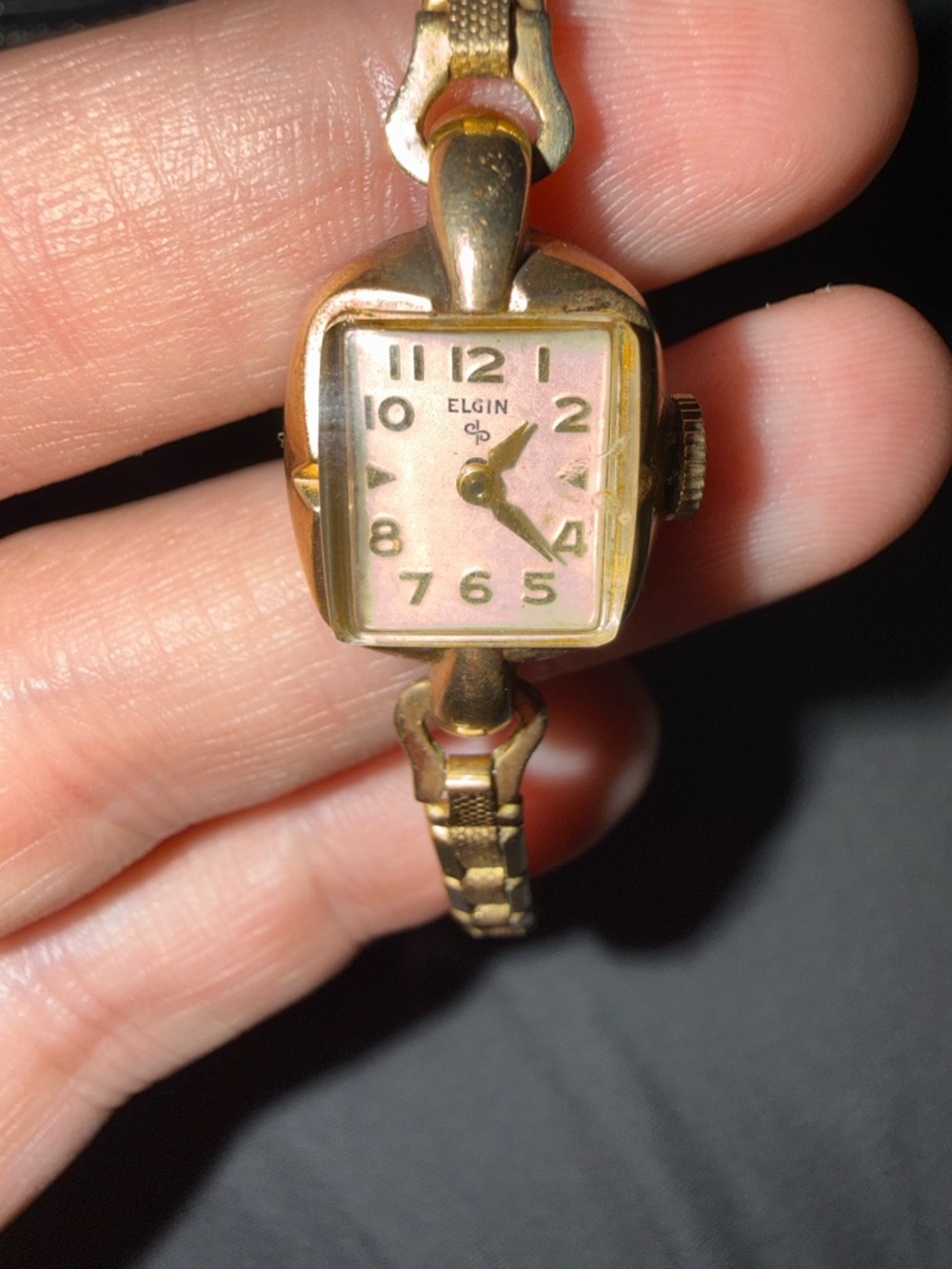 Vintage Elgin gold-tone ladies bracelet watch